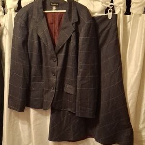 Ashley Stewart Charcoal Plaid Ensemble 24